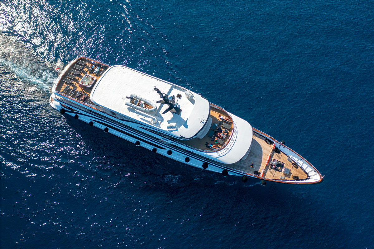 MS Oscar-16